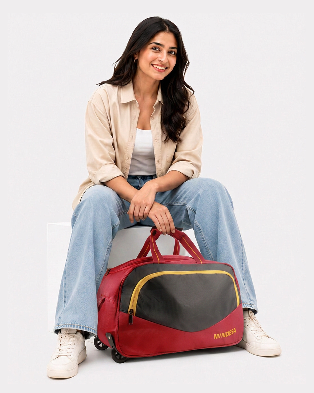 MINDESA ARROW DUFFLE | Wheeled Trolley Bag